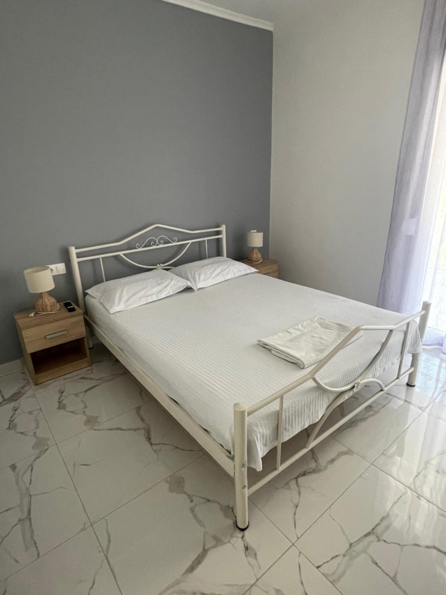 Antonis Apartment 팔랄리아 디오니시우 객실 사진